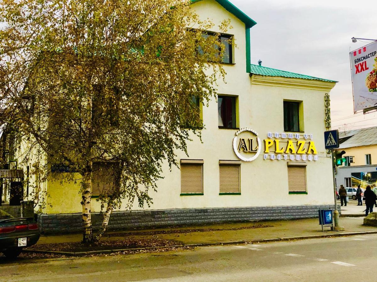 Alplaza Hotel Ustʼ-Kamenogorsk Exterior foto